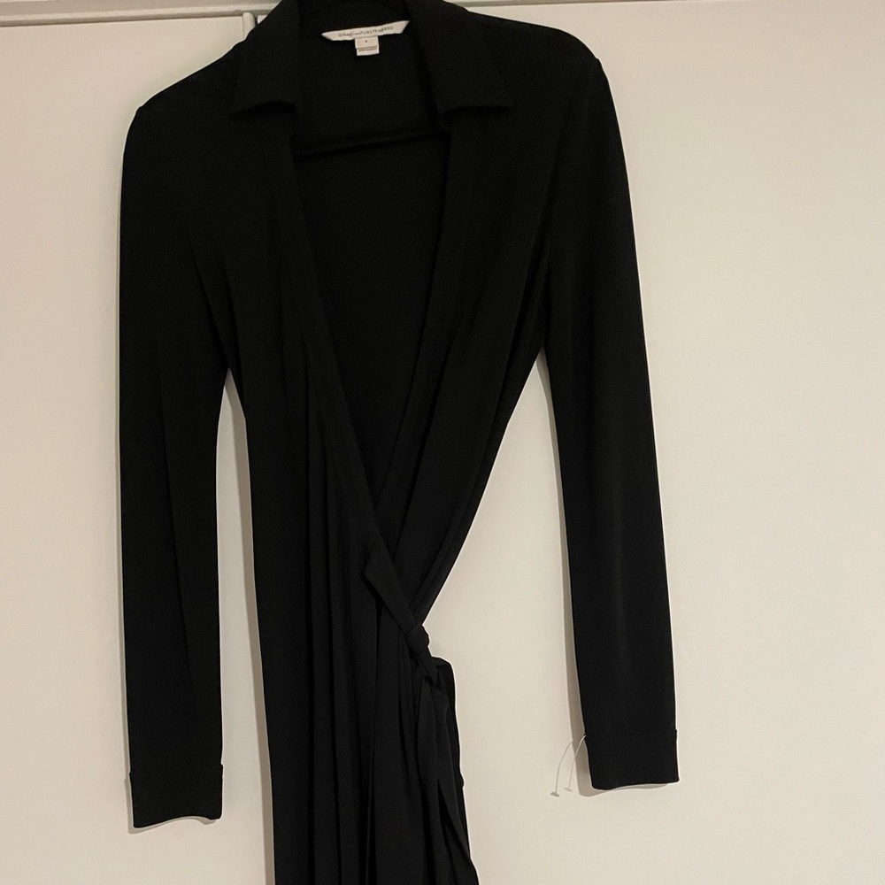 Diane Von Furstenberg Wrap Dress Size 4